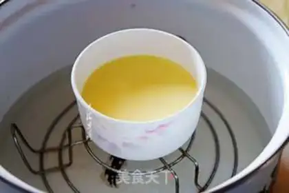 Make Shrimp milk and eggs step 2