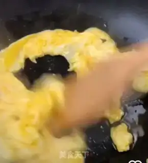 Make Tomato egg noodles step 3