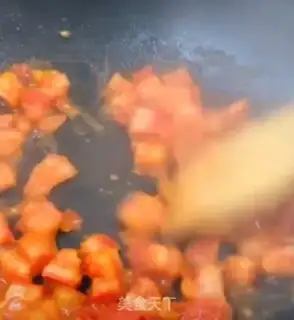 Make Tomato egg noodles step 5