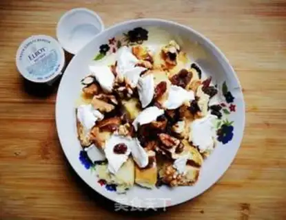 Make Nut cheese bread pudding step 2
