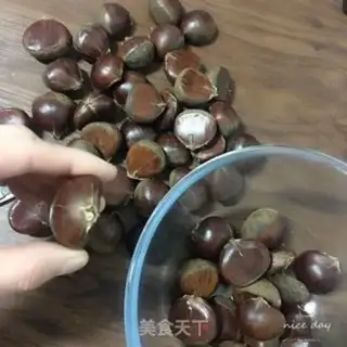 Make White sugar roasted chestnuts step 1
