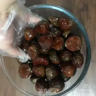 Make White sugar roasted chestnuts step 3