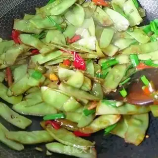 Make Fried lentils step 4