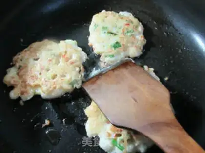 Make Shrimp-flavored doll pancakes step 7