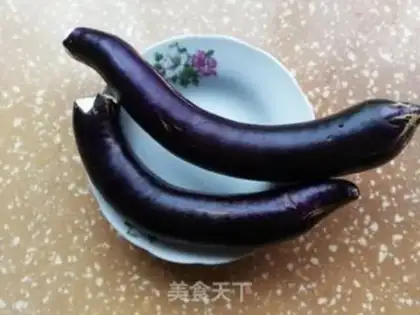 Make Beef paste and eggplant step 1