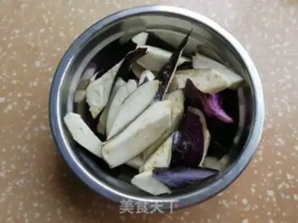 Make Beef paste and eggplant step 2