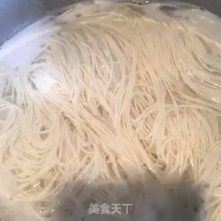 Make Scrambled egg noodles step 5