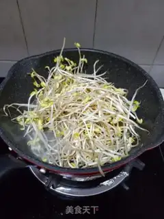 Make Garlic sprouts step 2