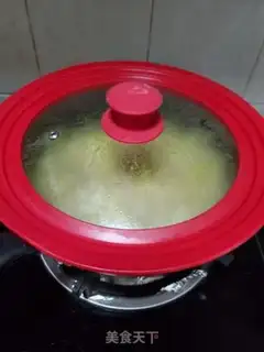 Make Garlic sprouts step 4