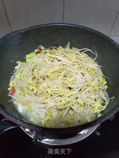 Make Garlic sprouts step 5