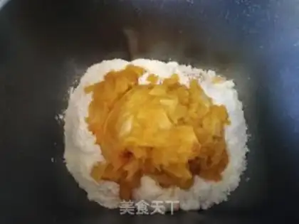 Make Pumpkin buns step 1