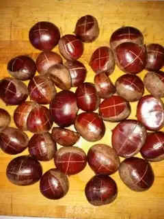 Make Red sugar for chestnuts step 2
