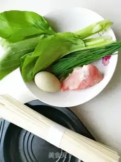 Make Hot noodles step 0