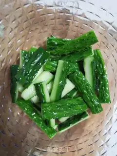 Make cucumber pickles step 4