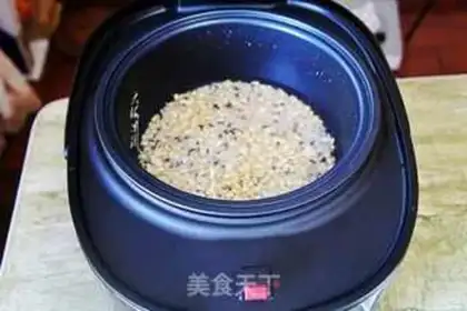 Make Coarse rice step 2