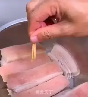 Make Sour sauce step 1
