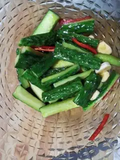 Make cucumber pickles step 6