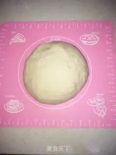 Make Hand grab cake step 3