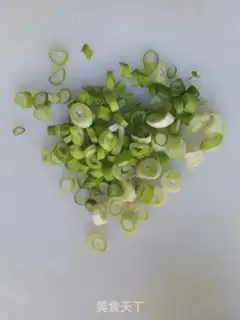 Make Onion noodles step 1