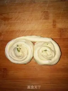 Make Hand grab cake step 11