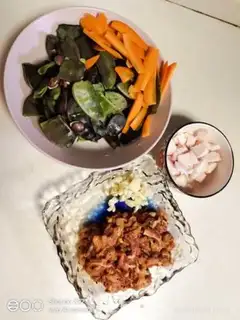 Make Meat-cracked carrot lentils step 0