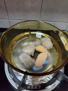 Make Beefball hot noodles step 2
