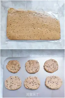 Make Halloween vampire cookies step 3
