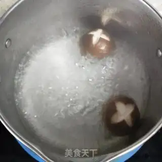 Make Beef noodles step 7