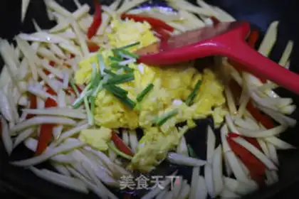 Make White fried eggs step 9