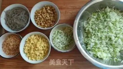 Make "Brad egg buns." step 3