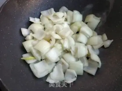 Make Tomato onion fried eggs step 7