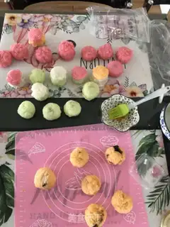 Make Four-colour ice cream snacks step 3