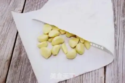 Make Garlic pepper sauce step 2