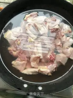 Make Old hen with potatoes step 0