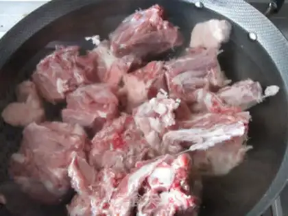Make Seafood lamb noodles step 0