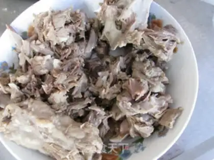 Make Seafood lamb noodles step 3