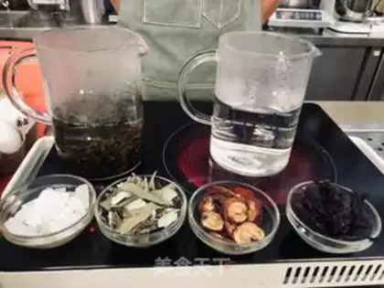 Make ♪ Ulong diet tea ♪ step 1
