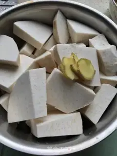 Make Squid chicken head step 1