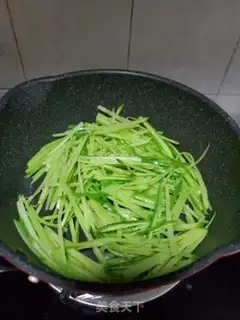 Make # Blue radish soup # step 3