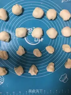Make Piggy-shrimp cobbler step 8