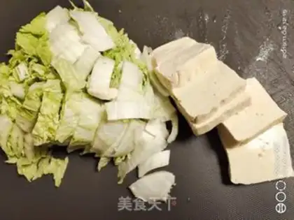 Make Big cabbage, tofu eggs soup step 0