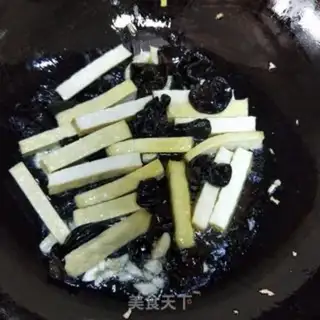 Make Celery-mucked beans step 3