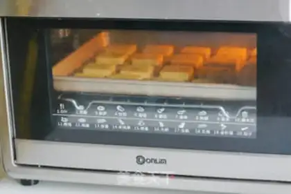Make Salted egg yellow cheese cookies step 10