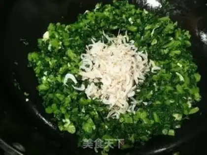 Make Shrimp skin and radish step 4