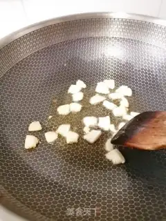 Make White fried meat step 2