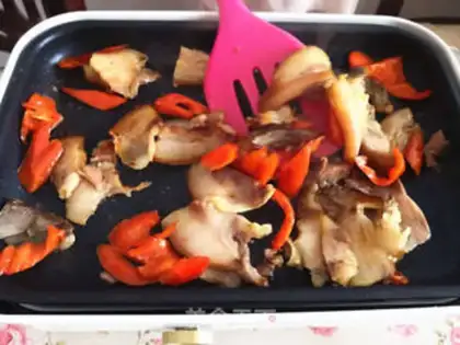 Make Chili fried pork step 5
