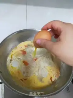 Make Tomato egg noodles step 8