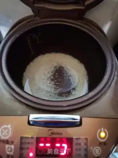 Make Shrimp rice gruel step 1