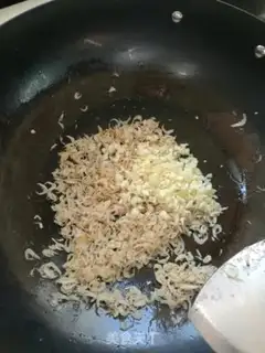 Make Garlic pretzels step 7