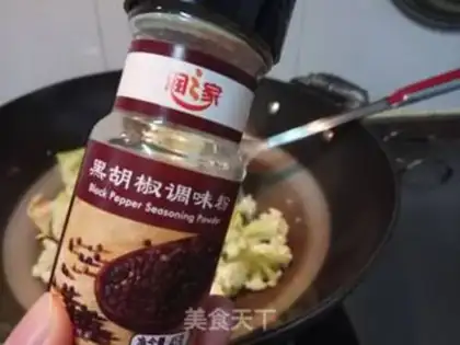 Make Spaghetti with chicken gravy step 7